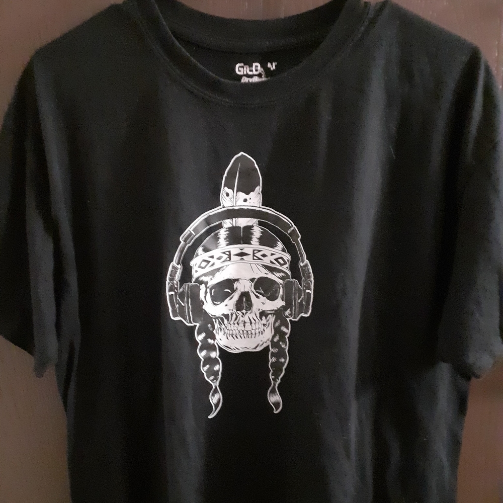 Skull shirt